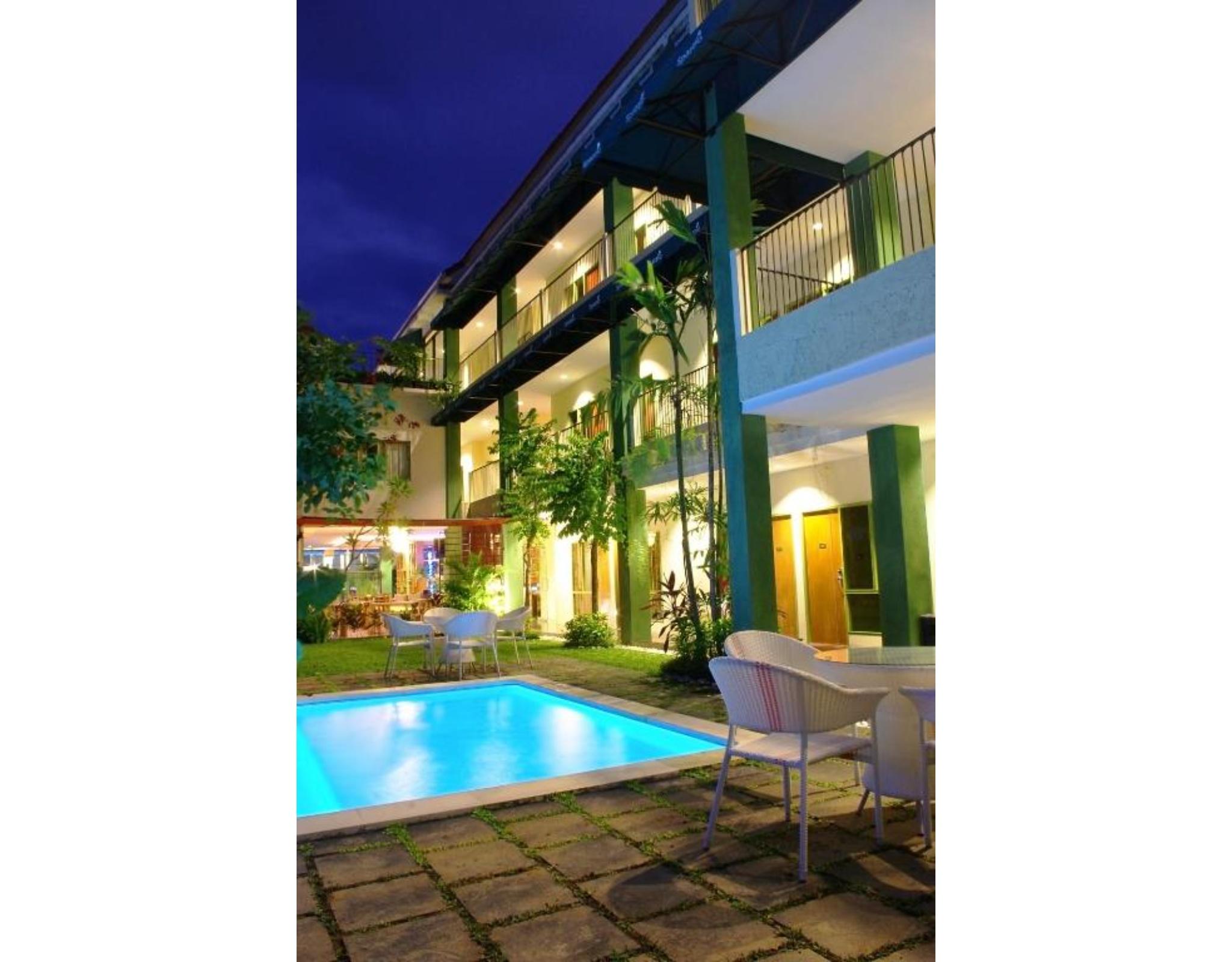 Spazzio Bali Hotel Kuta  Exterior photo
