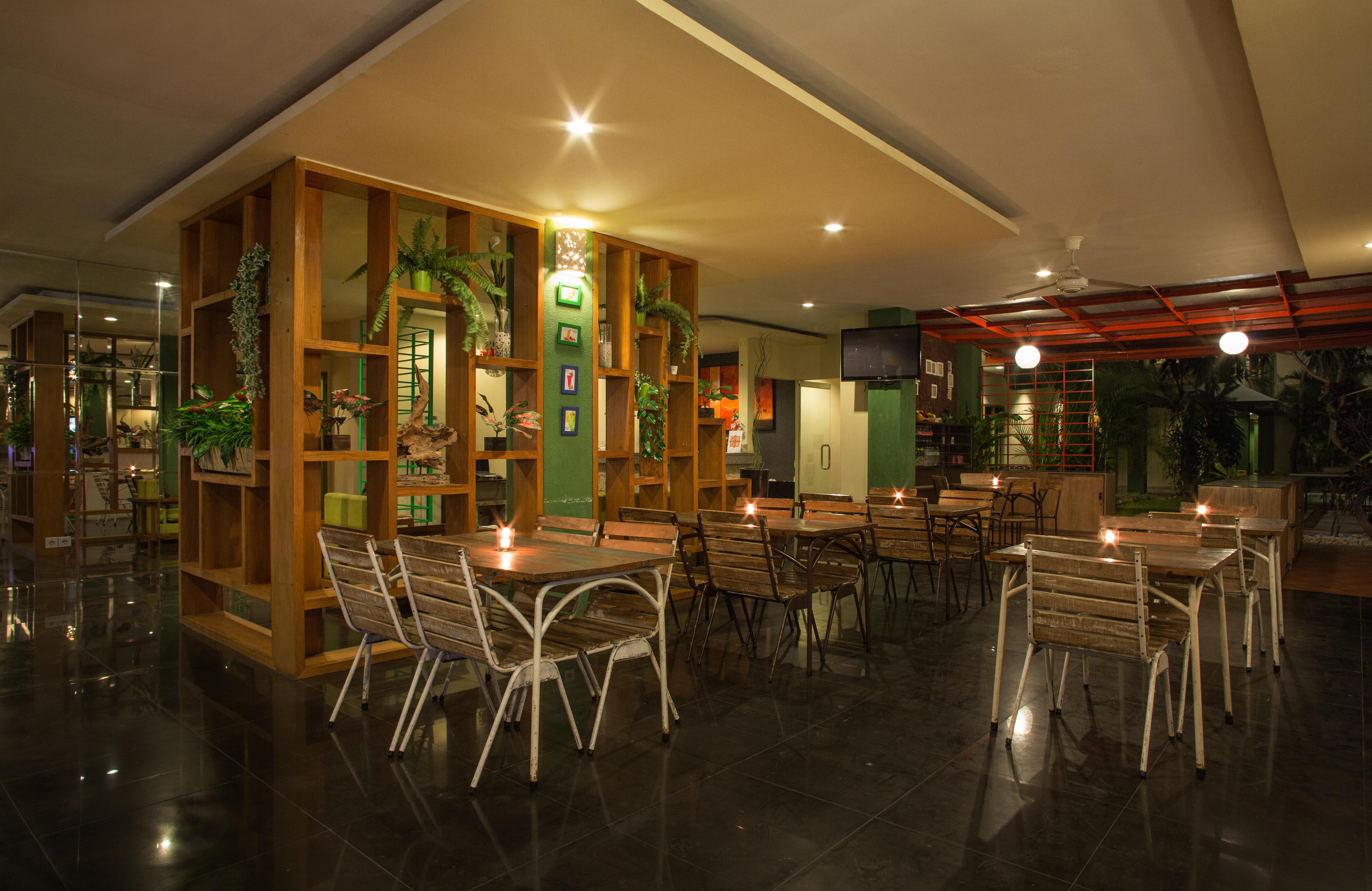 Spazzio Bali Hotel Kuta  Exterior photo