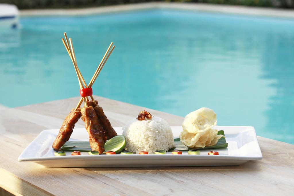 Spazzio Bali Hotel Kuta  Exterior photo